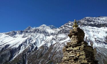 Lower Mustang Trek